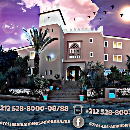 תפראוט Hotel Les Amandiers מראה חיצוני תמונה